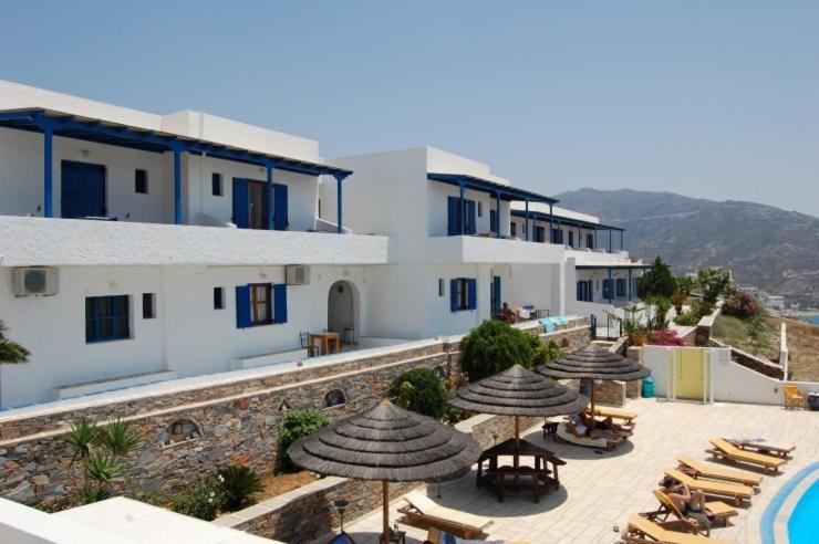 Kolitsani View Hotel Ios Chora Exterior foto