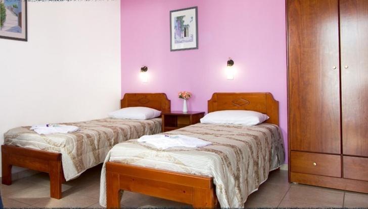 Kolitsani View Hotel Ios Chora Cameră foto